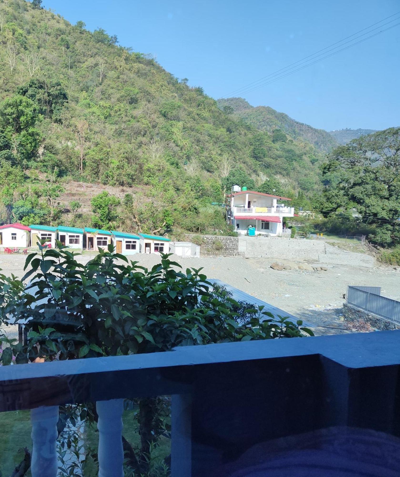 Stay Sukoon Best Resort In Rishīkesh Exterior foto